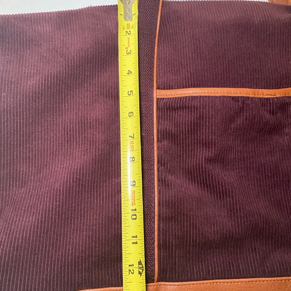 DSW‎ Brown and Maroon Burgundy Duffel Overnight Bag